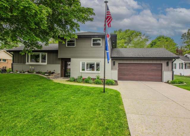Property at 8561 N Greenvale Rd, Bayside, WI 53217, 3 beds, 2 baths