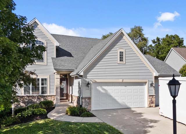 Property at 1616 Hunter Rd, Waukesha, WI 53189, 4 beds, 3.5 baths