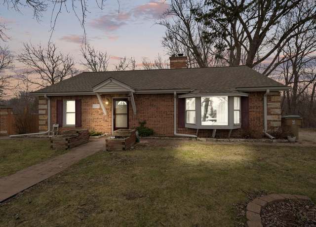 Property at 11373 1st Ct, Pleasant Prairie, WI 53158, 3 beds, 2 baths
