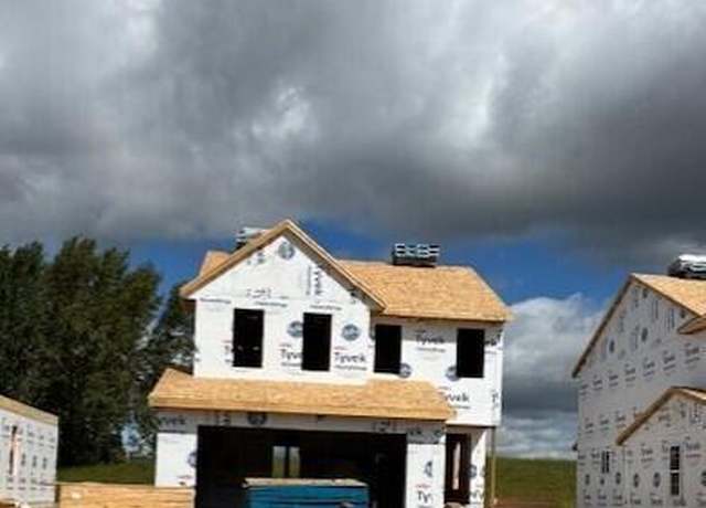 Property at 617 Belmont Dr, Watertown, WI 53094, 3 beds, 2.5 baths