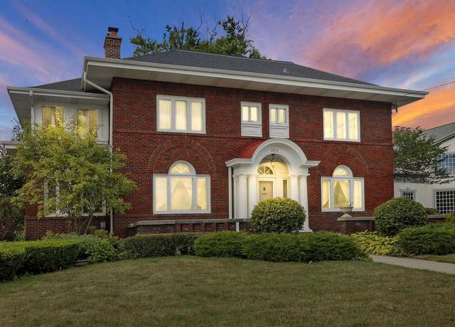 Property at 6616 3rd Ave, Kenosha, WI 53143, 5 beds, 2.5 baths
