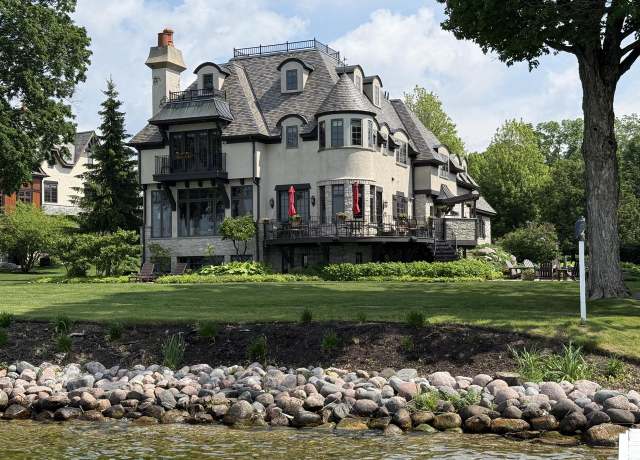 Property at N1626 Lakeside Ln #9, Lake Geneva, WI 53147, 6 beds, 6 baths