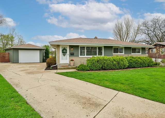 Property at 5679 Oriole Ct, Greendale, WI 53129, 4 beds, 1.5 baths