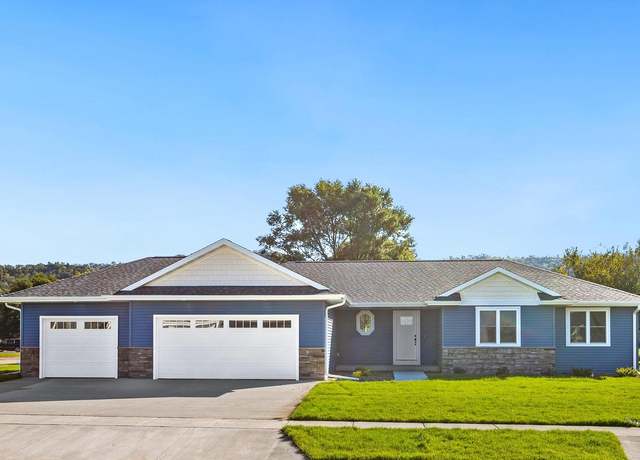 Property at 3137 Horton St, Holmen, WI 54636, 5 beds, 3 baths