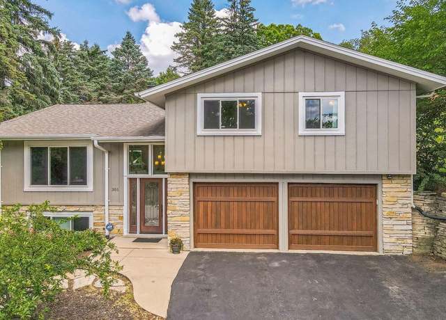 Property at 301 Mandan Dr, Waukesha, WI 53188, 3 beds, 2.5 baths