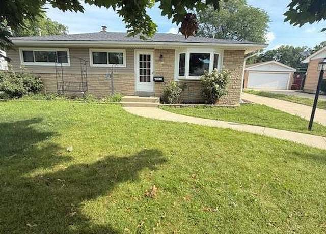 Property at 10412 W Oklahoma Ave, West Allis, WI 53227, 3 beds, 1.5 baths