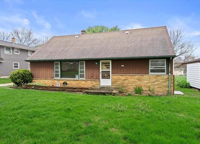 Property at 4265 S 22nd St, Milwaukee, WI 53221, 4 beds, 1 bath