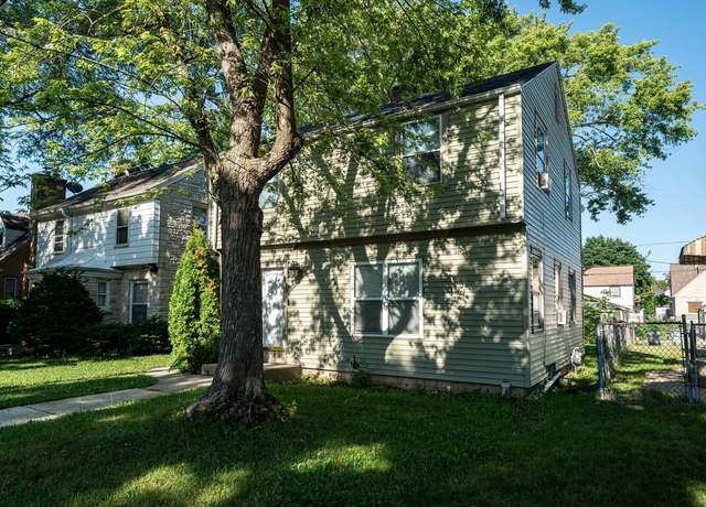 Property at 4863 N 40th St, Milwaukee, WI 53209, 3 beds, 1.5 baths