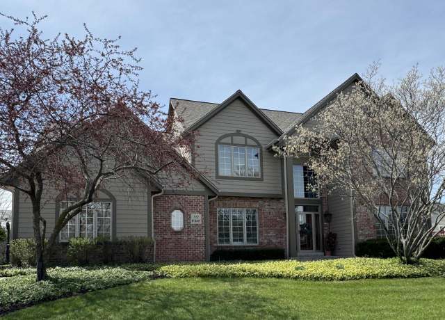 Property at N52W16103 Bette Dr, Menomonee Falls, WI 53051, 4 beds, 3 baths