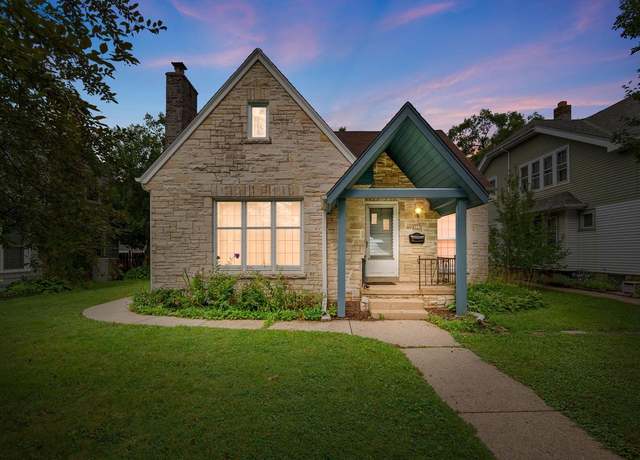 Property at 3317 S 46th St, Milwaukee, WI 53219, 4 beds, 1.5 baths