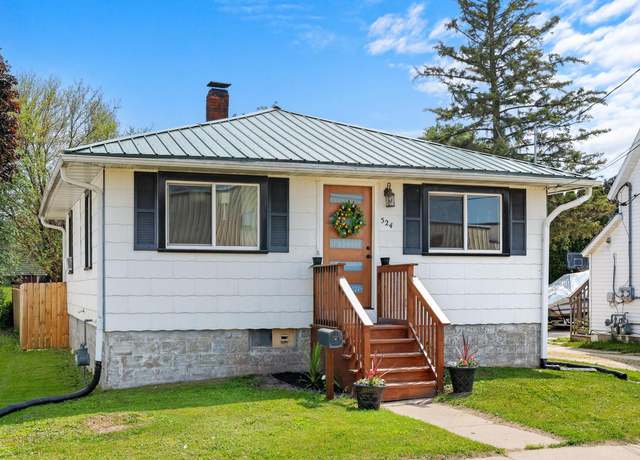 Property at 524 Williams St, Tomah, WI 54660, 2 beds, 1 bath