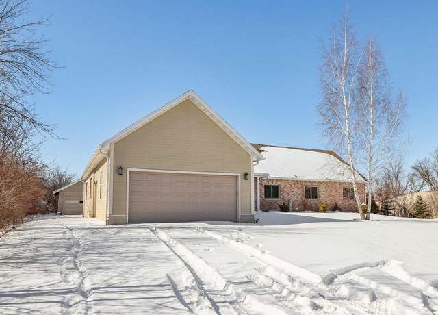 Property at 8209 N Port Washington Rd, Fox Point, WI 53217, 5 beds, 4.5 baths