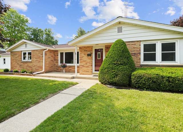 Property at 324 E Market St, Burlington, WI 53105, 3 beds, 2 baths