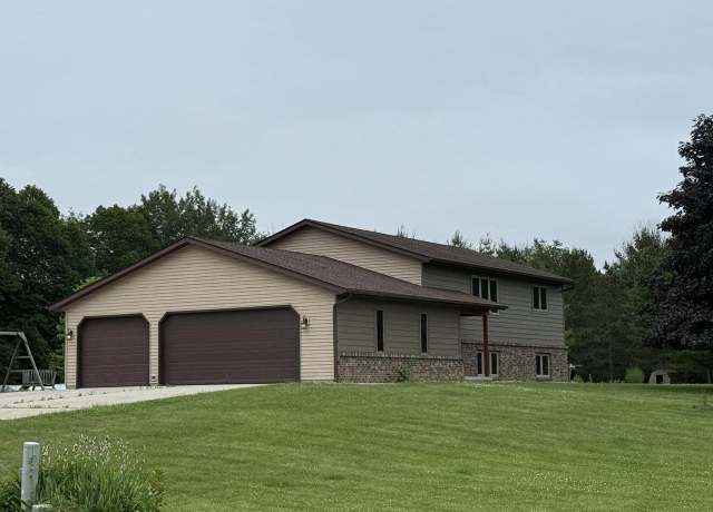 Property at 2028 Meadow Way, Manitowoc, WI 54220, 3 beds, 2 baths