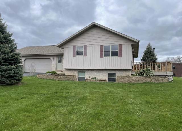 Property at 8324 200th Ave, Bristol, WI 53104, 3 beds, 2 baths