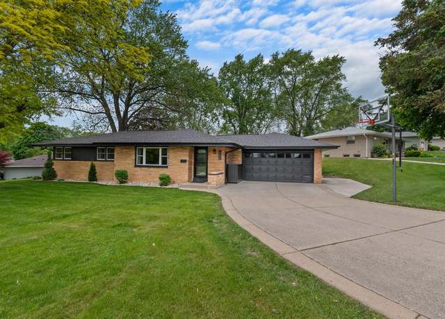 Property at 5329 Morningside Dr, Greendale, WI 53129, 3 beds, 1.5 baths