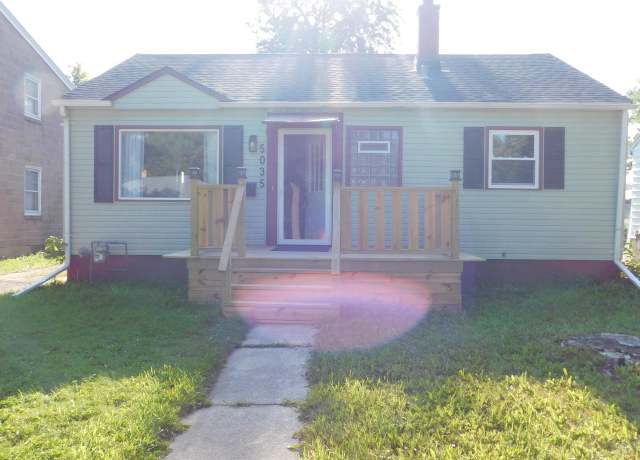 Property at 5035 N 42nd St, Milwaukee, WI 53209, 3 beds, 1 bath