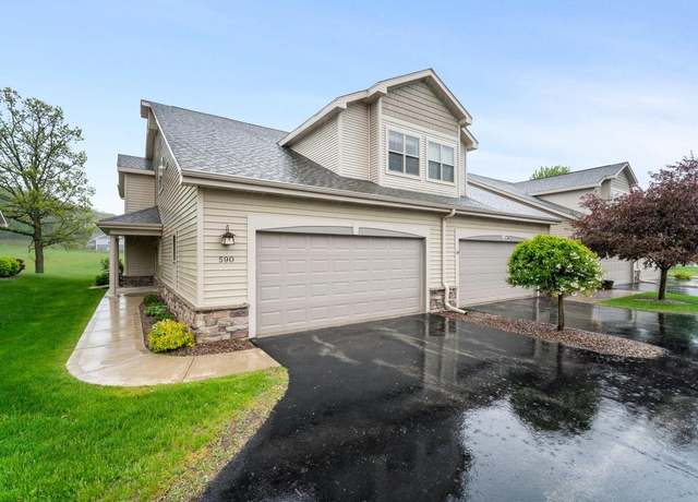 Property at 590 Cedar Bluffs Way, Slinger, WI 53086, 2 beds, 2.5 baths