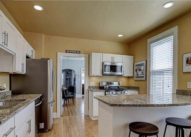 Property at 2973 S Kinnickinnic Ave, Milwaukee, WI 53207, 3 beds, 2 baths