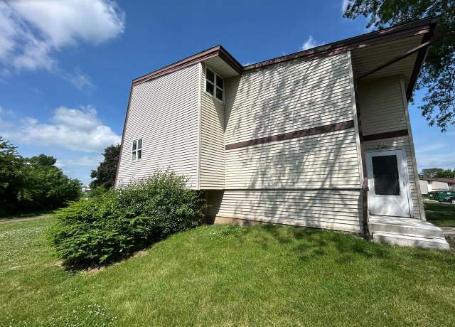 Property at 8842 N 95th St Unit K, Milwaukee, WI 53224, 4 beds, 1.5 baths