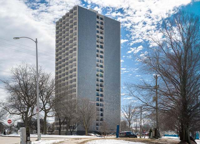 Property at 2525 S Shore Dr Unit 25C, Milwaukee, WI 53207, 2 beds, 1 bath