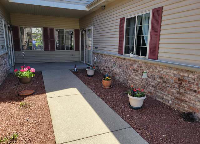 Property at 2111 Pine Ridge Ct Unit F, Grafton, WI 53024, 2 beds, 2 baths