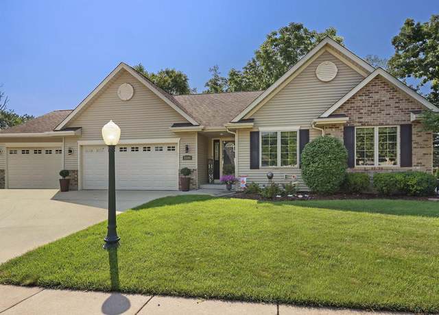 Property at 2108 Ravenswood Rd, Burlington, WI 53105, 3 beds, 3 baths