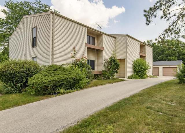 Property at 1871 Haymarket Rd #16, Waukesha, WI 53189, 2 beds, 1 bath