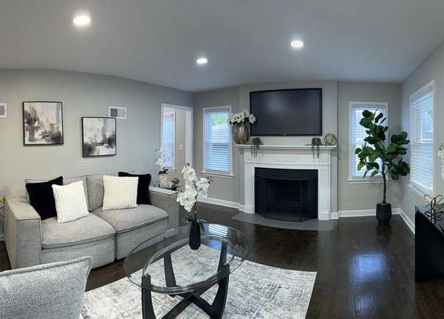 Property at 4578 N 103rd St, Wauwatosa, WI 53225, 4 beds, 2.5 baths
