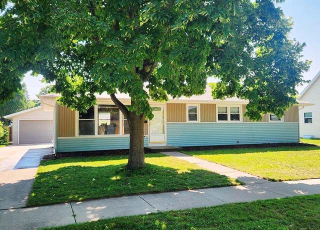 Property at 2301 N 27th Pl, Sheboygan, WI 53083, 4 beds, 1.5 baths