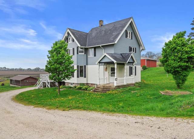 Property at N47W26699 Lynndale Rd, Pewaukee, WI 53072, 3 beds, 2 baths