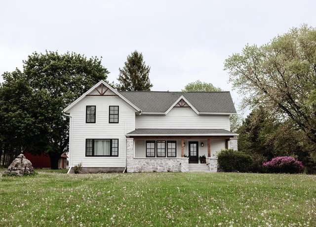 Property at W452 County Road O, Hartford, WI 53027, 3 beds, 2.5 baths