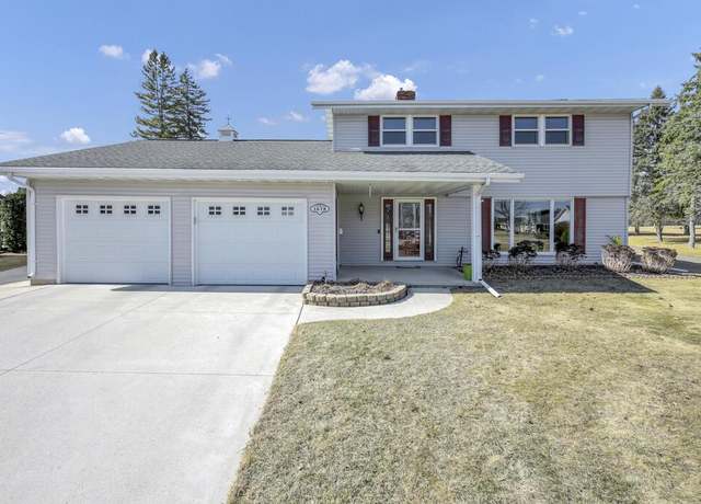 Property at 1678 Atlanta Cir, Manitowoc, WI 54220, 4 beds, 1.5 baths