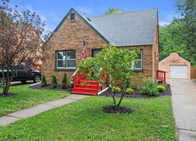 Property at 3856 N 88th St, Milwaukee, WI 53222, 3 beds, 1 bath
