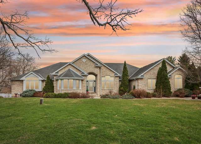 Property at 5101 Riverside Rd, Waterford, WI 53185, 3 beds, 3.5 baths