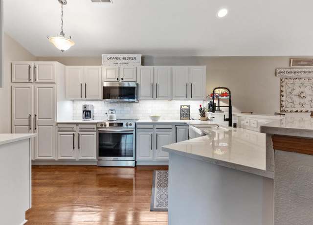 Property at 595 Grandview Ct Unit C, Pewaukee, WI 53072, 2 beds, 2 baths