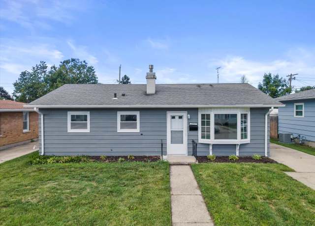 Property at 1714 25th St, Kenosha, WI 53140, 3 beds, 1 bath