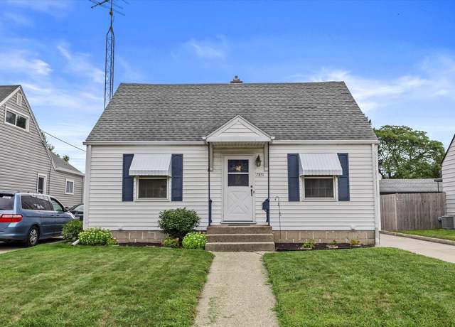 Property at 7851 19th Ave, Kenosha, WI 53143, 5 beds, 1.5 baths