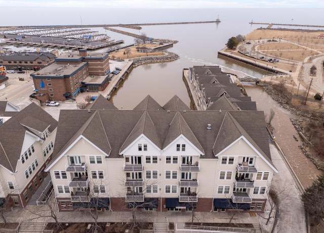 Property at 110 S Wisconsin St Unit 4E, Port Washington, WI 53074, 1 bed, 2 baths