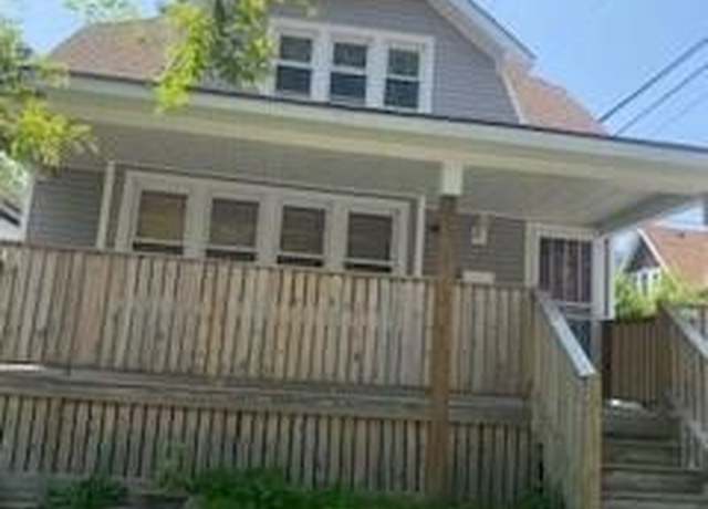 Property at 3161 N 24th St, Milwaukee, WI 53206, 3 beds, 2 baths