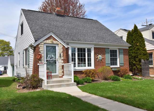 Property at 3049 N 79th St, Milwaukee, WI 53222, 3 beds, 1.5 baths