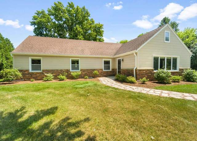 Property at W156N7256 Pilgrim Rd, Menomonee Falls, WI 53051, 6 beds, 3.5 baths