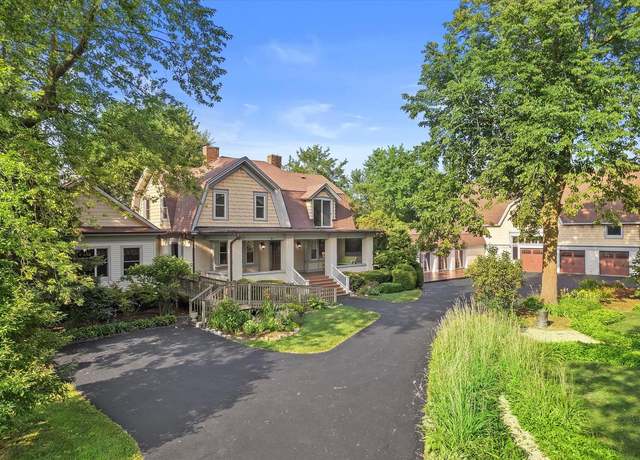 Property at 423 S Fancher Rd, Mount Pleasant, WI 53406, 6 beds, 4.5 baths
