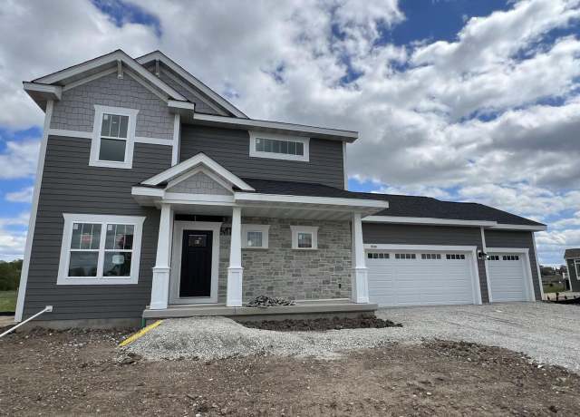 Property at 9254 S Overlook Way, Franklin, WI 53132, 4 beds, 2.5 baths