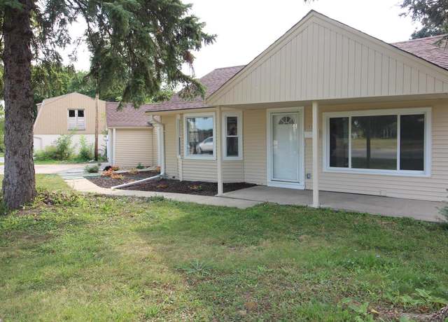 Property at 7127 W Forest Home Ave, Greenfield, WI 53220, 3 beds, 2 baths