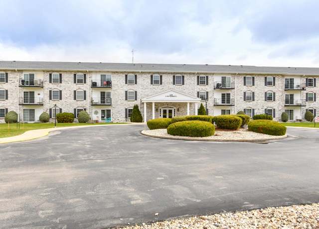 Property at 125 N University Dr #326, West Bend, WI 53095, 2 beds, 2 baths