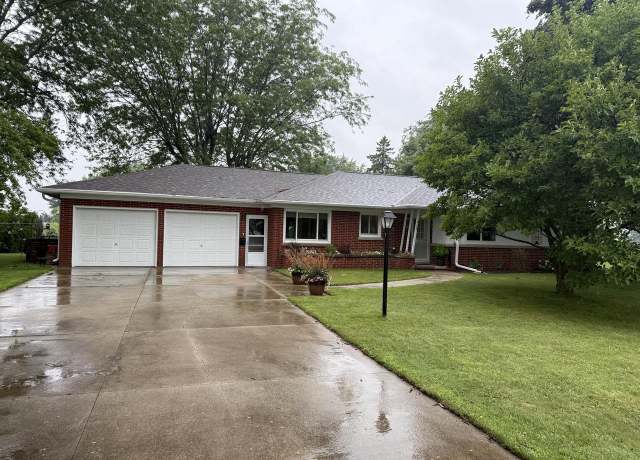 Property at 429 N Clark St, Mayville, WI 53050, 4 beds, 1.5 baths