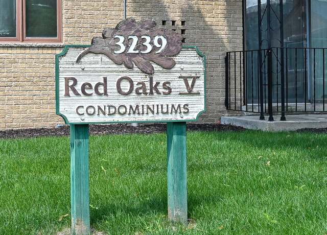 Property at 3239 S 58th St #106, Milwaukee, WI 53219, 2 beds, 2 baths
