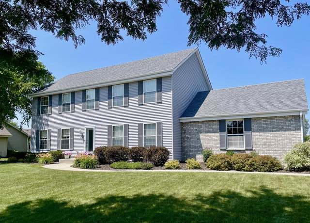 Property at N99W17409 Meadow Creek Way, Germantown, WI 53022, 4 beds, 2.5 baths