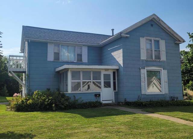 Property at 307 S Main St, Lake Mills, WI 53551, 2 beds, 2 baths